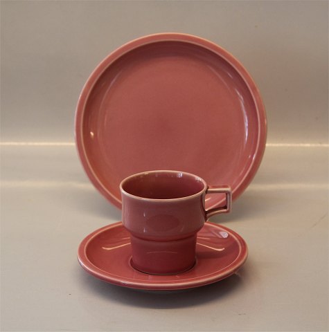 Palet Pink form 38 Bing & Grøndahl Stoneware 618 Tallerken 19 cm
(Ingen Kopper)