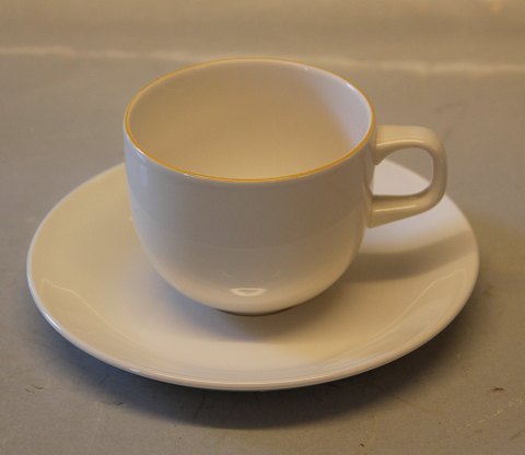 Årstiderne Gul  4 ALL Seasons Royal Copenhagen 072 Kaffekop 6,5 x 7,5 cm  
underkop 14.8 cm (073)