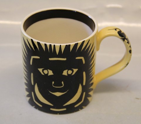 G-1 Mug 9.5 cm. Yellow Silhuettes - Paper cuts by HC Andersen Royal Copenhagen 
Aluminia Faience