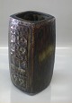 Kongelig Dansk Stentøj
21923 Kgl. Firkantet Vase med relief 24 x 11 cm Jørgen Mogensen juni 1962