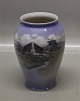 Royal Copenhagen 
RC 3644 Vase cabin 15 cm