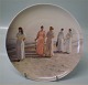 Bing & Grøndahl platter fra Skagensmalerne B&G 1988 Plate # 2. Skagensbilleder 
"Gåtur på stranden" Michael Ancher 21 cm