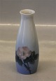 Bing & Grøndahl B&G 8403-126 Vase med rose 13.5 cm
