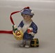 Royal Copenhagen Figurine 2005 RC Girl With Christmas presents 7 cm  figurine 
ornament 155 Sven Vestergaard (1249155)