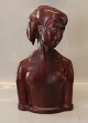 Unika - Kvindebuste af Helge Christoffersen i okseblodsglasur 40 x 22 x 12 cm Kongelig Dansk Stentøj